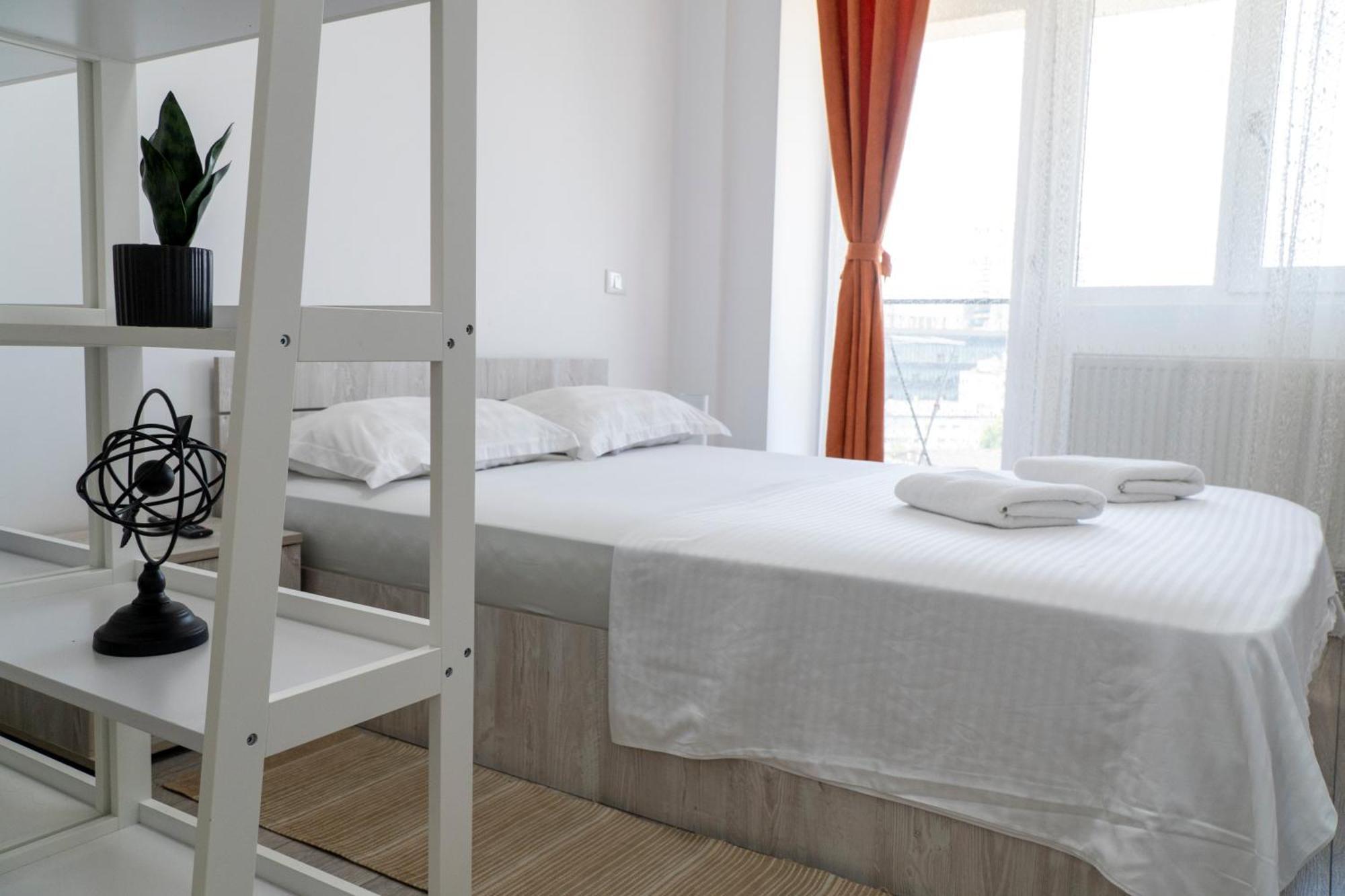 Center Apartment Palas Mall View Iasi Eksteriør bilde